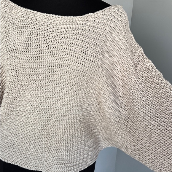POL Off-the-Shoulder Cream Large Knit Cropped Sweater size L - Picture 6 of 8